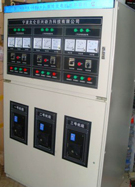 三臺發(fā)電機(jī)一體并機(jī)柜